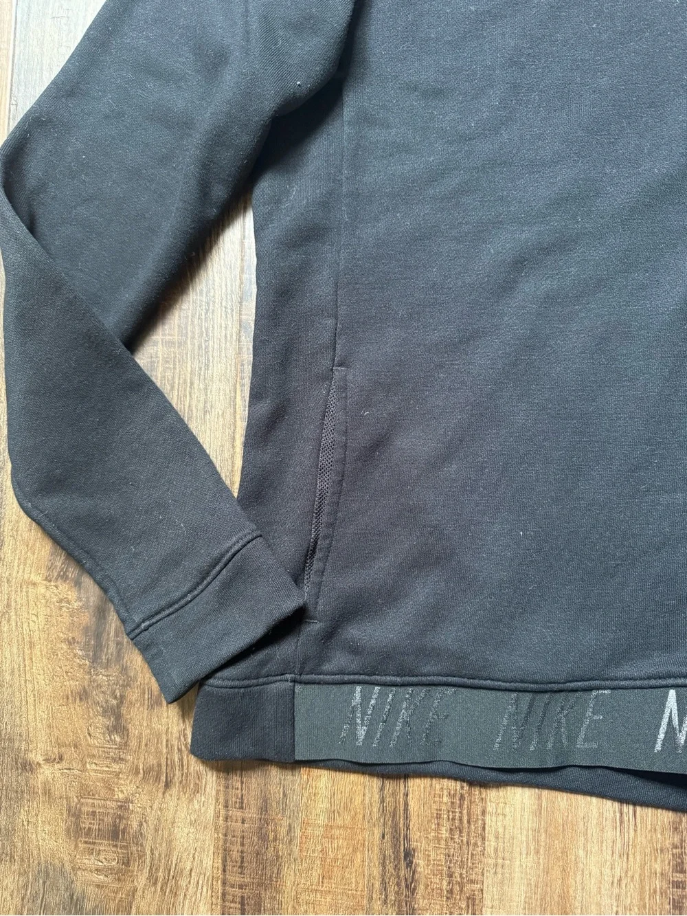 Nike Women’s Black Sweatshirt